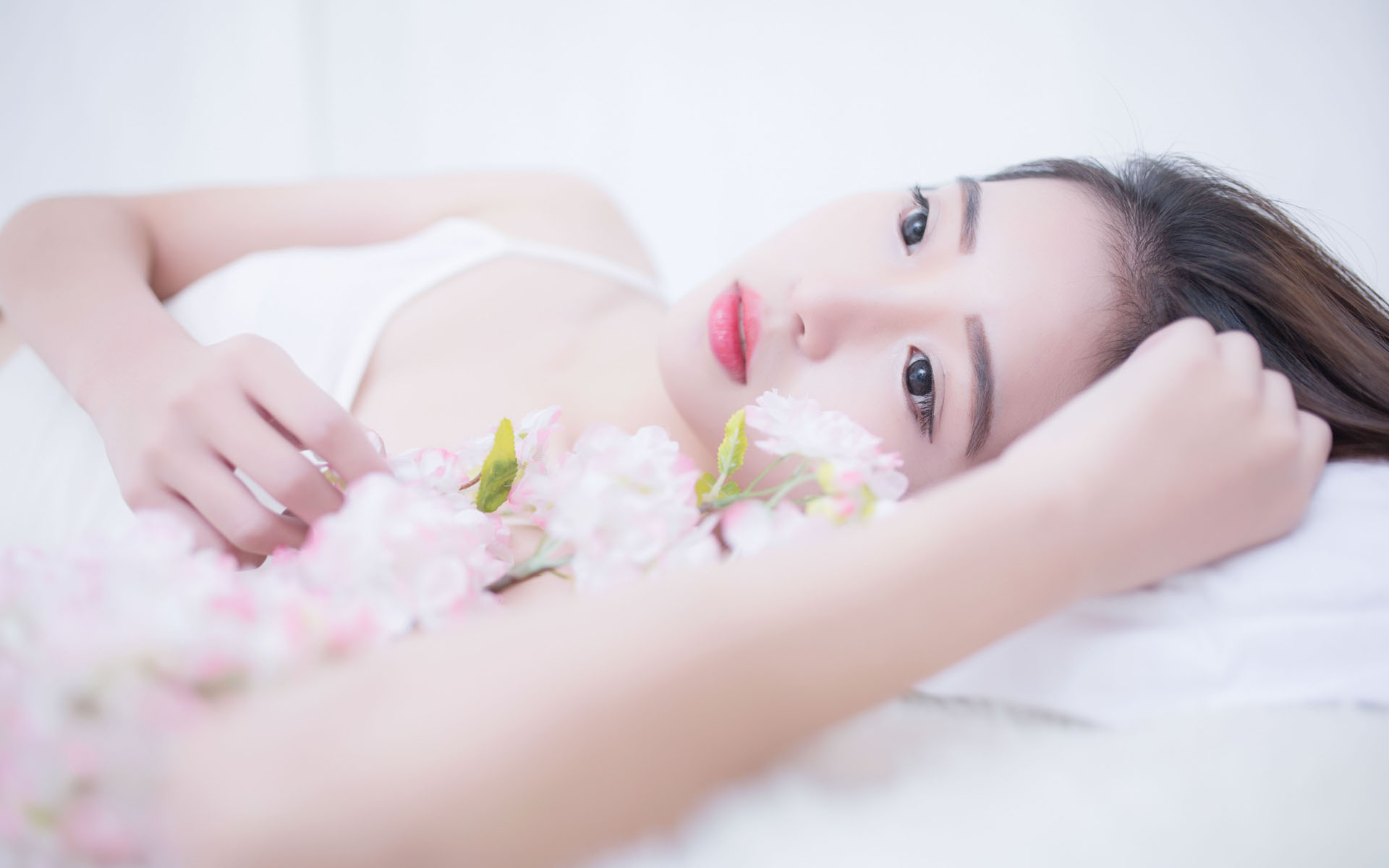 黄仁勋首次出席链博会 专家：中美经贸“链”仍十分密切